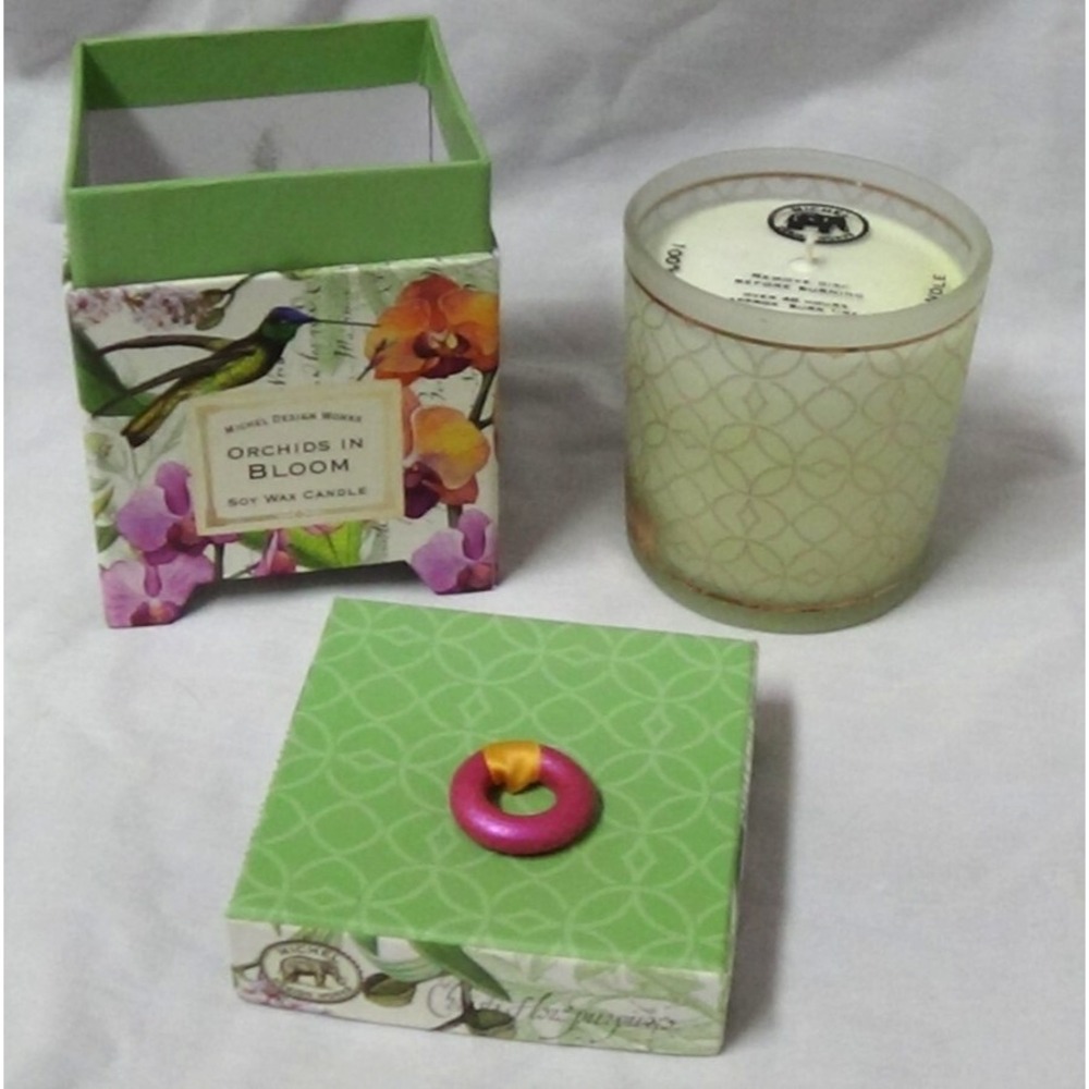 #183 MICHEL DESIGN WORKS ORCHID IN BLOOM SOY WAX CANDLE GARDEN IN BLOOM NEW.